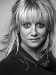 LilyBevan2420SPOTLIGHT