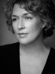 JW6987SPOTLIGHT17bwv