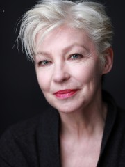 Veronica-Quillian-10x8WEB